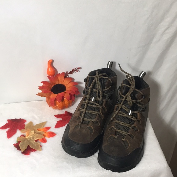 Ozark Trail Other - Ozark Trail Outdoor Equipment lace up hiking boot size 9